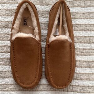 UGG Brand New In Box Men's Chestnut Suede Shearling Slip-On Loafers